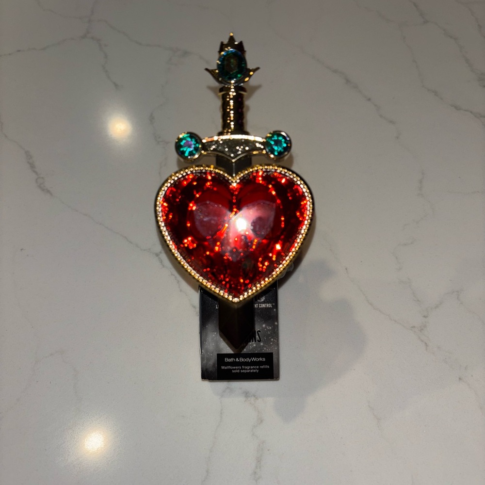 NWT Bath & Body Works Disney Villains Wallflower Plug